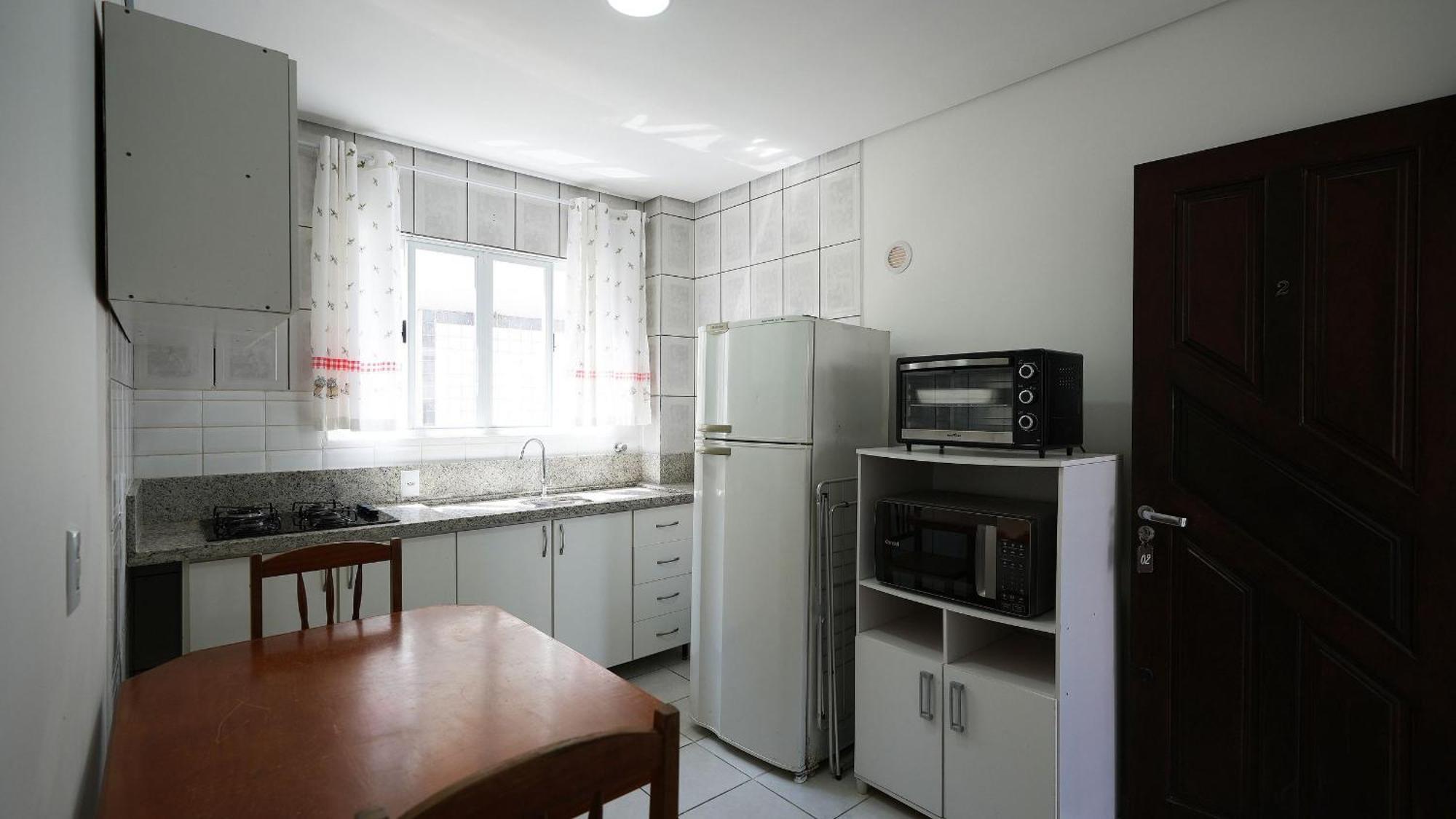 Residencial Adolfo - Mestre Naro 邦比尼亚斯 外观 照片
