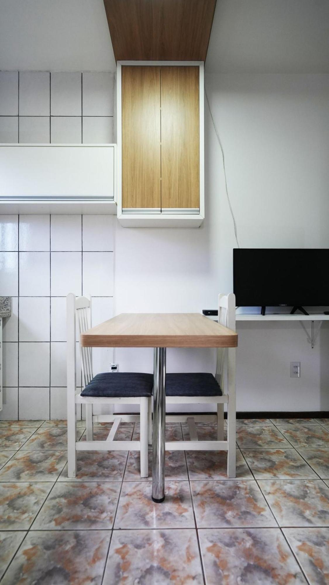Residencial Adolfo - Mestre Naro 邦比尼亚斯 外观 照片