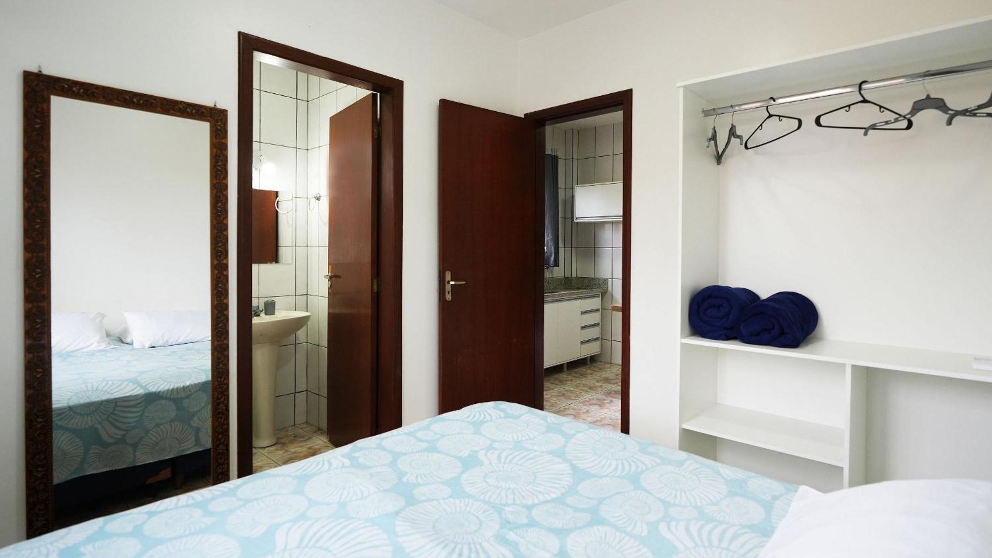 Residencial Adolfo - Mestre Naro 邦比尼亚斯 外观 照片